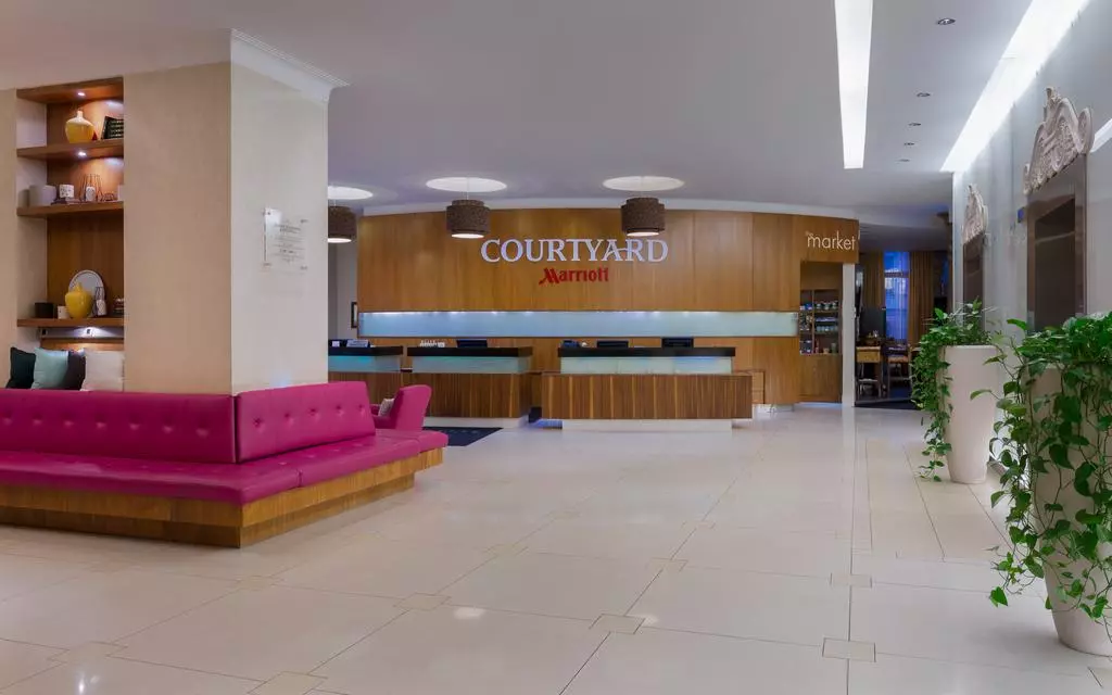 هتل کورت یارد بای ماریوت واسیلی وسکی سنت پترزبورگ - مهرپرواز